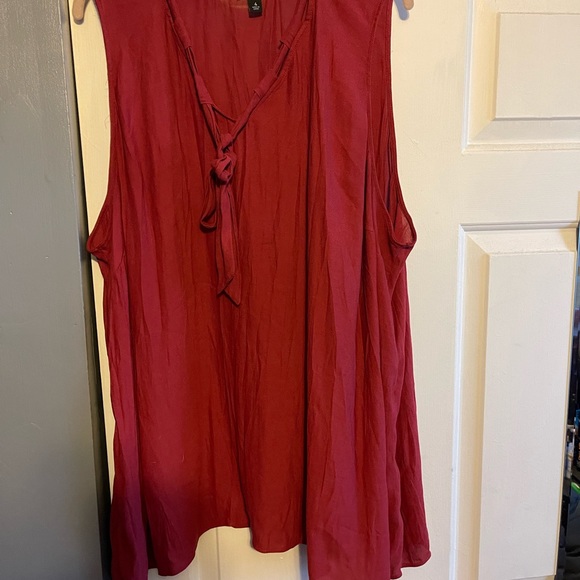 Torrid Plus Size Tank Top - Picture 6 of 9